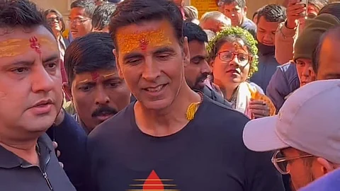 Akshay Kumar दर्शन के लिए बद्रीनाथ धाम पहुंचे