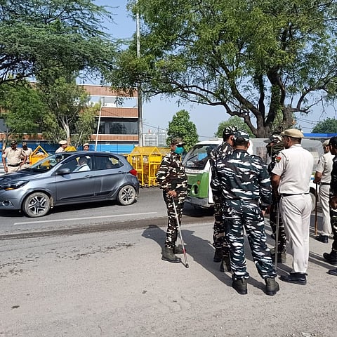 किसानों के प्रदर्शन से पहले दिल्ली की सभी सीमाओं पर फाॅर्स तैनात(IANS)