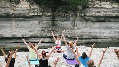 International Yoga Day: राजनाथ सिंह INS विक्रांत पर  भारतीय नौसेना कर्मियों के साथ योग करेंगे (IANS)