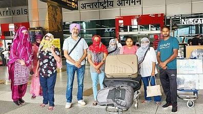Mission Hope: ओमान से पंजाब की सात महिलाएं और एक लड़का वापस लौटा (IANS)