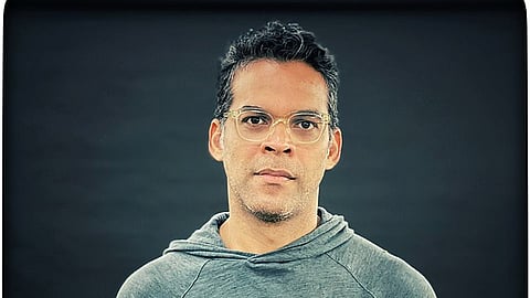 'इंडियाज इमरजेंसी' का निर्देशन करेंगे विक्रमादित्य मोटवानी।(Image: Wikimedia Commons)