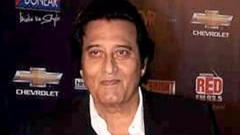 विनोद खन्ना: अपने करियर के शीर्ष पर संन्यास लेने का निर्णय लिया (Wikimedia Commons)