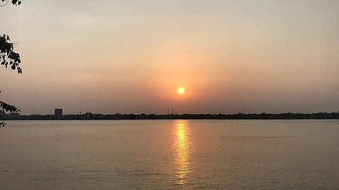 Saphala Ekadashi - सफला एकादशी एक ऐसे दिन के रूप में वर्णित है जिस दिन व्रत रखने से प्राणी के सारे दुःख- दर्द समाप्त होते हैं । (Wikimedia Commons)