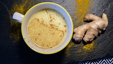 Winter Health Tips - सर्दियों में दूध का सेवन करें और सुबह 5 बजे उठ कर धुप लें।(Pixabay)