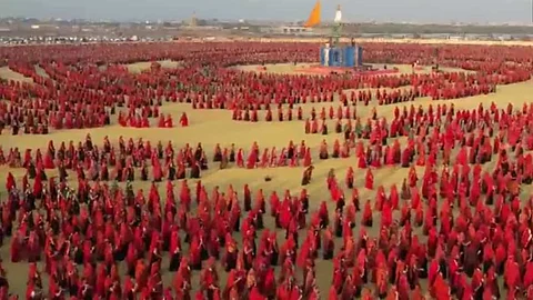 Dwarka - इस भव्य परंपरा का ड्रोन से लिया गया अद्भुत वीडियो सामने आया है, जिसमें महारास का अलौकिक दृश्य दिख रहा है। (Wikimedia Commons)