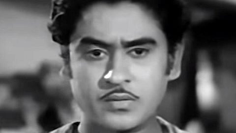 Kishor Kumar - किशोर कुमार हिंदी फ़िल्म जगत के सबसे सफ़ल गायकों में से एक थे (Wikimedia Commons)