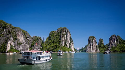 Vietnam : वियतनाम की प्राकृतिक सुंदरता आपका भी मन मोह लेगी। हर साल यहां लाखों पर्यटक घूमने आते हैं। (Wikimedia Commons)