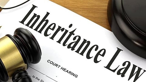 Inheritance tax : किसी मृत व्यक्ति से पैसा या घर किसी को विरासत में मिला है तो जिस व्यक्ति को संपत्ति विरासत में मिलती है, वह टैक्स का भुगतान करता है। (Wikimedia Commons)
