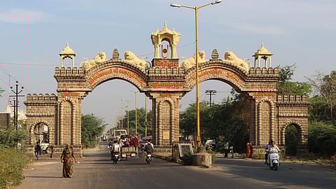 Junagadh : पाकिस्तान गुजरात के दो इलाके जूनागढ़ और माणावदर के भारत में हुए विलय को स्वीकार नहीं किया।(Wikimedia Commons)