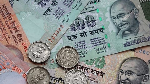 Indian Currency : साल 1950 में भारतीय गणराज्य में पहली बार दो, पांच, 10 और 100 रुपये के नोट जारी किए गए।(Wikimedia Commons)