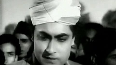 अशोक कुमार (Ashok Kumar) की एक फिल्म का दृश्य