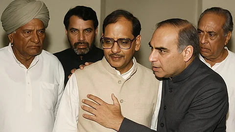वीपी सिंह का प्रधानमंत्री बनना कोई संयोग नहीं, एक पूर्व नियोजित राजनीतिक साज़िश का हिस्सा था। (Sora AI)