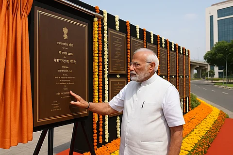 प्रधानमंत्री नरेंद्र मोदी