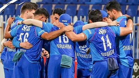त्रिकोणीय टी20 सीरीज में अफगानिस्तान और यूएई के बीच खेला गया आखिरी लीग मुकाबला बेहद रोमांचक रहा।