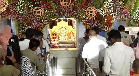 नौ दिवसीय उत्सव में मां दुर्गा के नौ स्वरूपों की पूजा की जाती है।