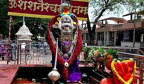 कार्तिक मास के कृष्ण पक्ष की पंचमी तिथि शनिवार को है।