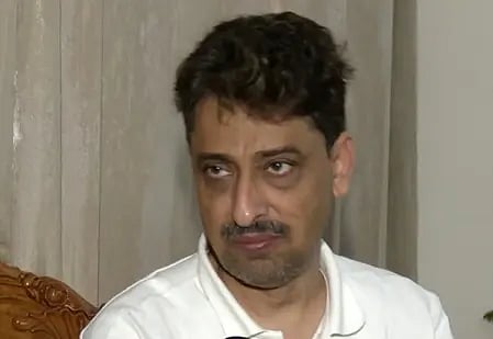 इमरान मसूद बिहार विधानसभा चुनाव के दौरान बयान देते हुए।