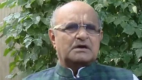 केसी त्यागी फोटो, बिहार चुनाव पर बयान देते हुए|