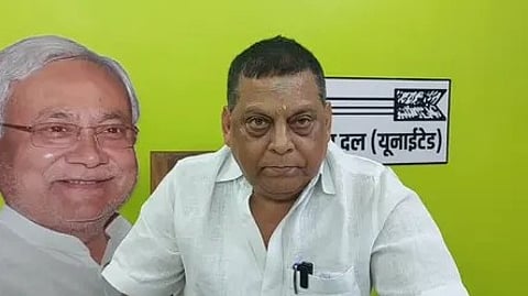 तेजस्वी यादव जर आ रहे हैं|