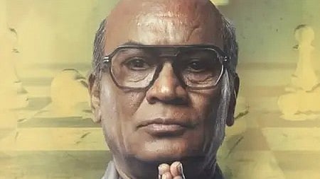 अभिनेता विपिन शर्मा का बॉलीवुड में वापसी के समय का क्लोज़-अप फोटो।