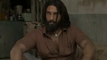 रणवीर सिंह का चित्र, फिल्म 'धुरंधर' से संबंधित|