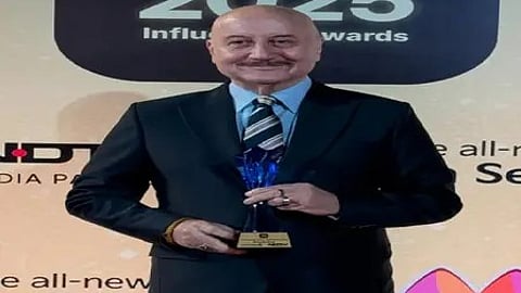 नुपम खेर के लिए साल 2025 का अंत शानदार रहा, हाल ही में सम्मानित किया|