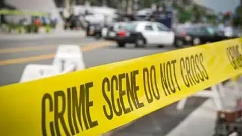 अमेरिका में भारतीय महिला हत्या स्थल पर "Do Not Cross" साइन के साथ क्राइम सीन।