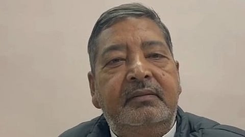 इस इमेज में वीरेंद्र सिंह को देखा जा सकता है।