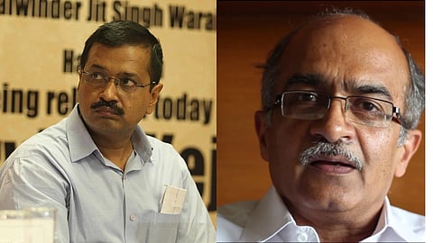 इस तस्वीर में प्रशांत भूषण और अरविन्द केजरीवाल को देखा जा सकता है।