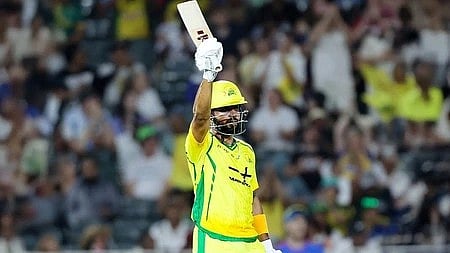 इस तस्वीर में खिलाड़ी को देख सकते हैं।