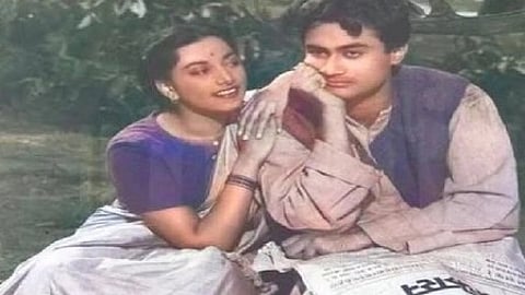 तस्वीर में अभिनेत्री सुरैया को देखा जा सकता है।