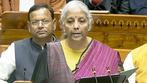 तस्वीर में निर्मला सीतारमण
