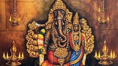 इस इमेज में गणेश की मूर्ति को साथ देखा जा सकता है।