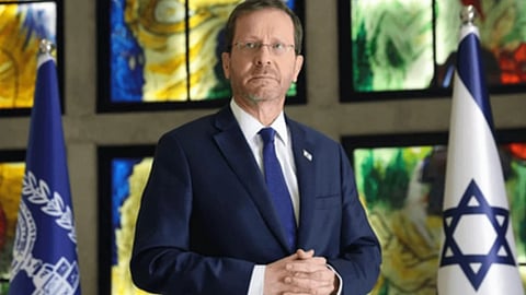 तस्वीर में इजराइल के राष्ट्रपति