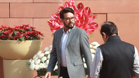 पूर्व केंद्रीय मंत्री अनुराग ठाकुर