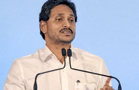 जगन ने खाड़ी में फंसे लोगों को निकालने के लिए तुरंत कदम उठाने का आग्रह किया