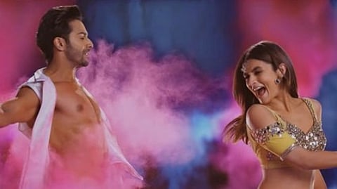 बद्रीनाथ की दुल्हनिया’ गाना पर नाचते हुए आलिया भट्ट और वरुण धवन