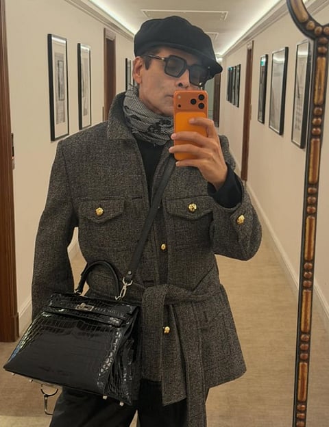 लव स्टोरी के जादूगर खुद क्यों हैं