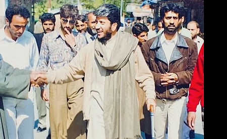 सुप्रीम कोर्ट से शब्बीर अहमद शाह को मिली जमानत, मीरवाइज उमर फारूक ने किया स्वागत