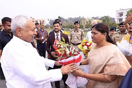 बिहार: नीतीश कुमार की प्रशंसा करते हुए लेशी सिंह भावुक हुईं