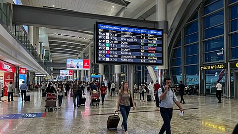 दुबई इंटरनेशनल एयरपोर्ट पर बाधित फ्लाइट ऑपरेशन