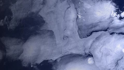 यह मुख्य रूप से विमान पर लगाया जाता है और एयरक्राफ्ट के आस-पास के वातावरण की महत्वपूर्ण जानकारी कलेक्ट करता है।