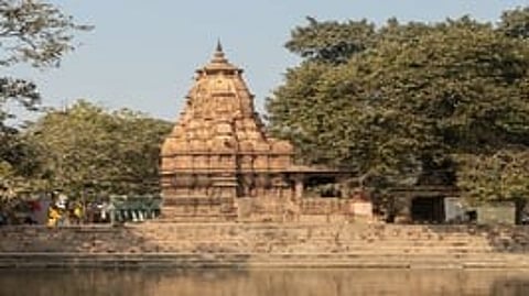 काशी का अद्भुत 17वीं शताब्दी का शिवालय, जहां रावण वध के बाद श्रीरामचंद्र ने किए थे महादेव के दर्शन