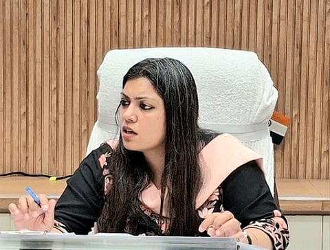 नोएडा: जिला शुल्क नियामक समिति की बैठक, स्कूलों में 7.23 प्रतिशत फीस वृद्धि पर मुहर