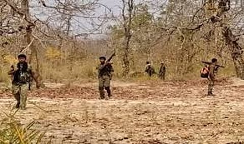 झारखंड: सुरक्षाबलों को बड़ी सफलता, मुठभेड़ में 15 लाख का इनामी सहदेव महतो समेत 4 नक्सली ढेर