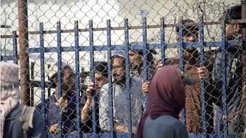 पाकिस्तान: रावलपिंडी में 15 सदस्यीय अफगान परिवार हिरासत में, अवैध प्रवासियों पर सख्ती तेज