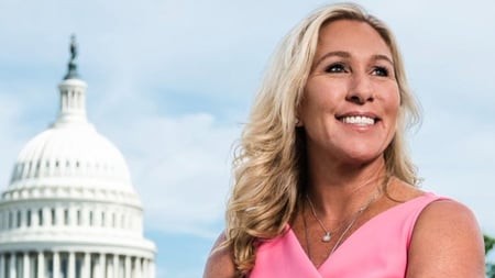 अमेरिकी राष्ट्रपति डोनाल्ड ट्रंप की पूर्व सहयोगी और अब आलोचक मार्जोरी टेलर ग्रीन ने सोशल मीडिया पर ईरान के खिलाफ हथियारों के इस्तेमाल और संघर्ष की सख्त निंदा की है।