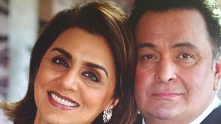 ऋषि कपूर के निधन के बाद टूट चुकी नीतू कपूर को करण जौहर ने दोबारा कैमरे के सामने खड़ा किया, ‘जुग जुग जीयो’ की शूटिंग के दौरान हर शॉट से पहले कांपती रहीं लेकिन काम ने उन्हें संभाला