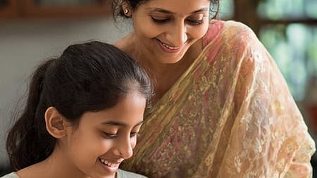 किशोरावस्था: जीवन का सबसे अहम पड़ाव, सही मार्गदर्शन से ही बनता है स्वस्थ भविष्य