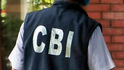 सीबीआई की बड़ी कार्रवाई: 119 करोड़ के दो बैंक घोटालों में 7 जगहों पर छापेमारी